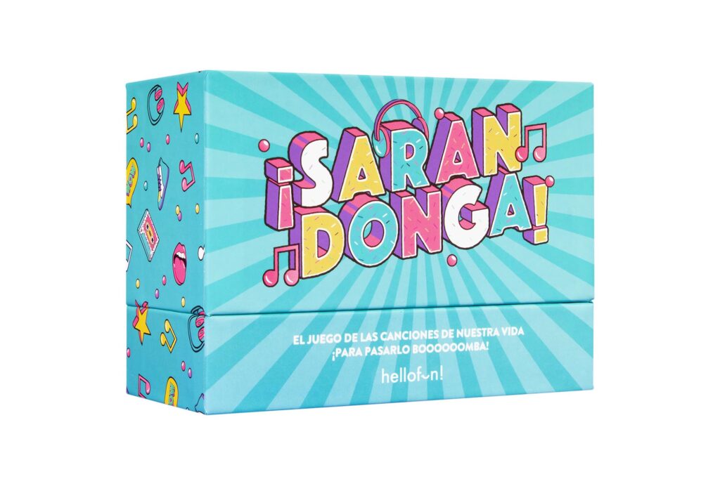 SARANDONGA juego de cartas musical para adultos con pruebas de cantar tararear y mímica