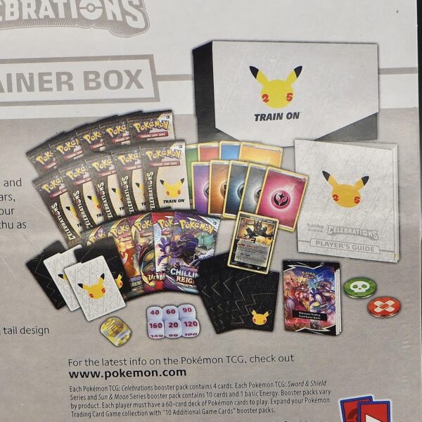 Elite Trainer Box (ETB) - Celebrations 25° aniversario - Imagen 4